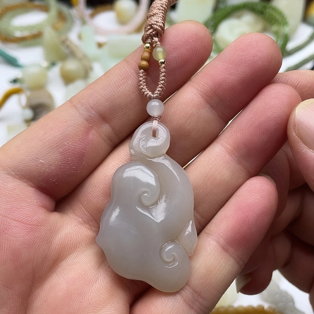 和田玉未镶嵌吊坠(不含链)