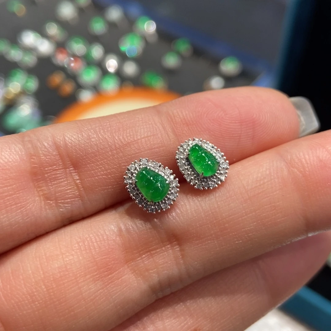 翡翠18K金镶嵌耳饰天然缅甸