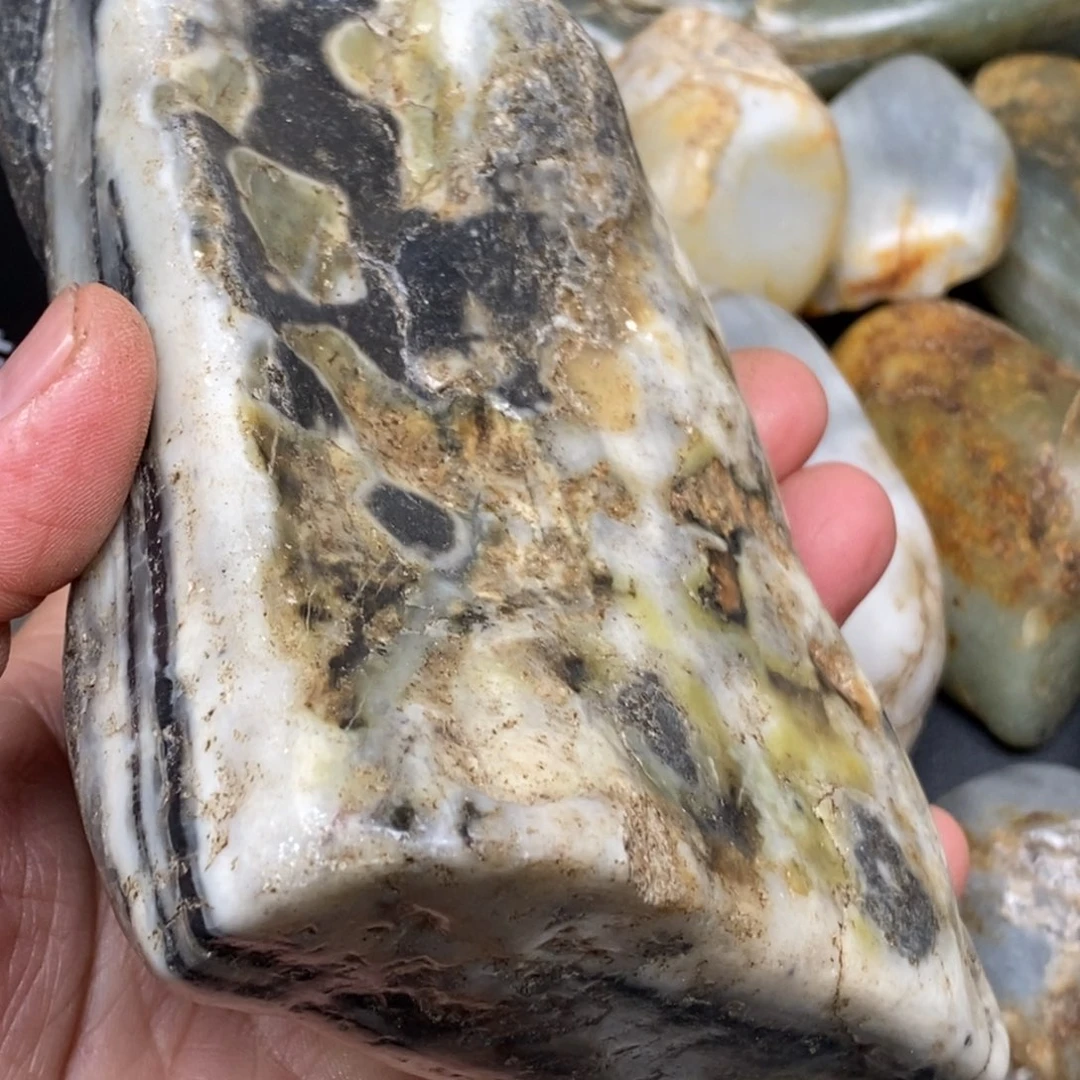 和田玉（糖玉）挂件未镶嵌