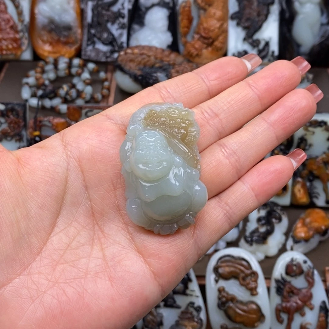 颈饰未镶嵌和田玉