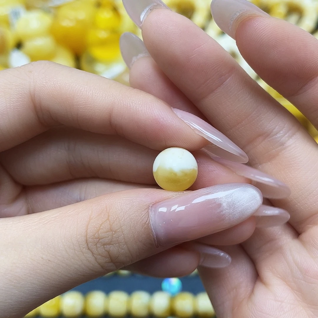蜜蜡未镶嵌裸石圆珠10.7mm矿灰