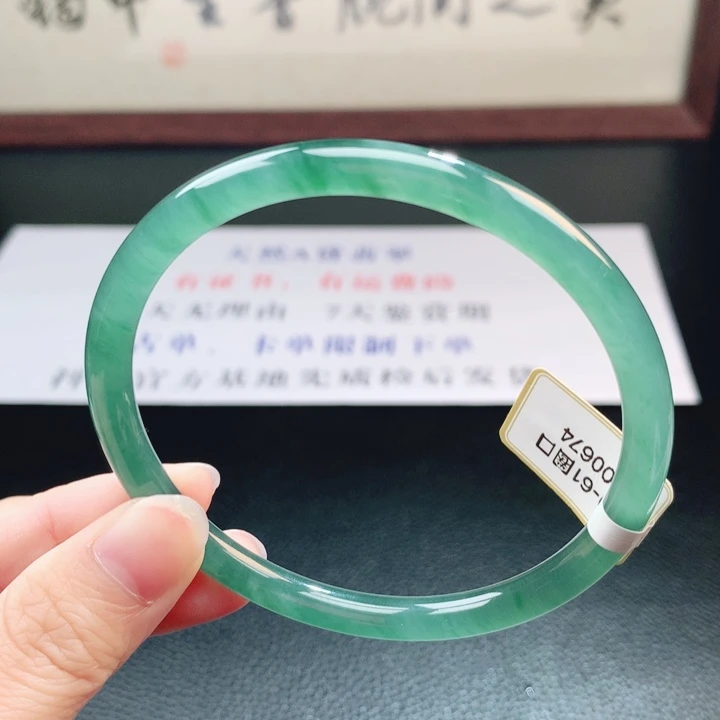 翡翠未镶嵌手镯翡翠手镯115