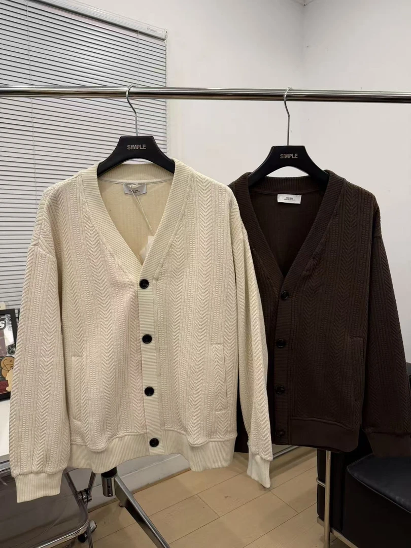 质感无敌！某保169！老钱风800克重磅复合针织毛衣男女