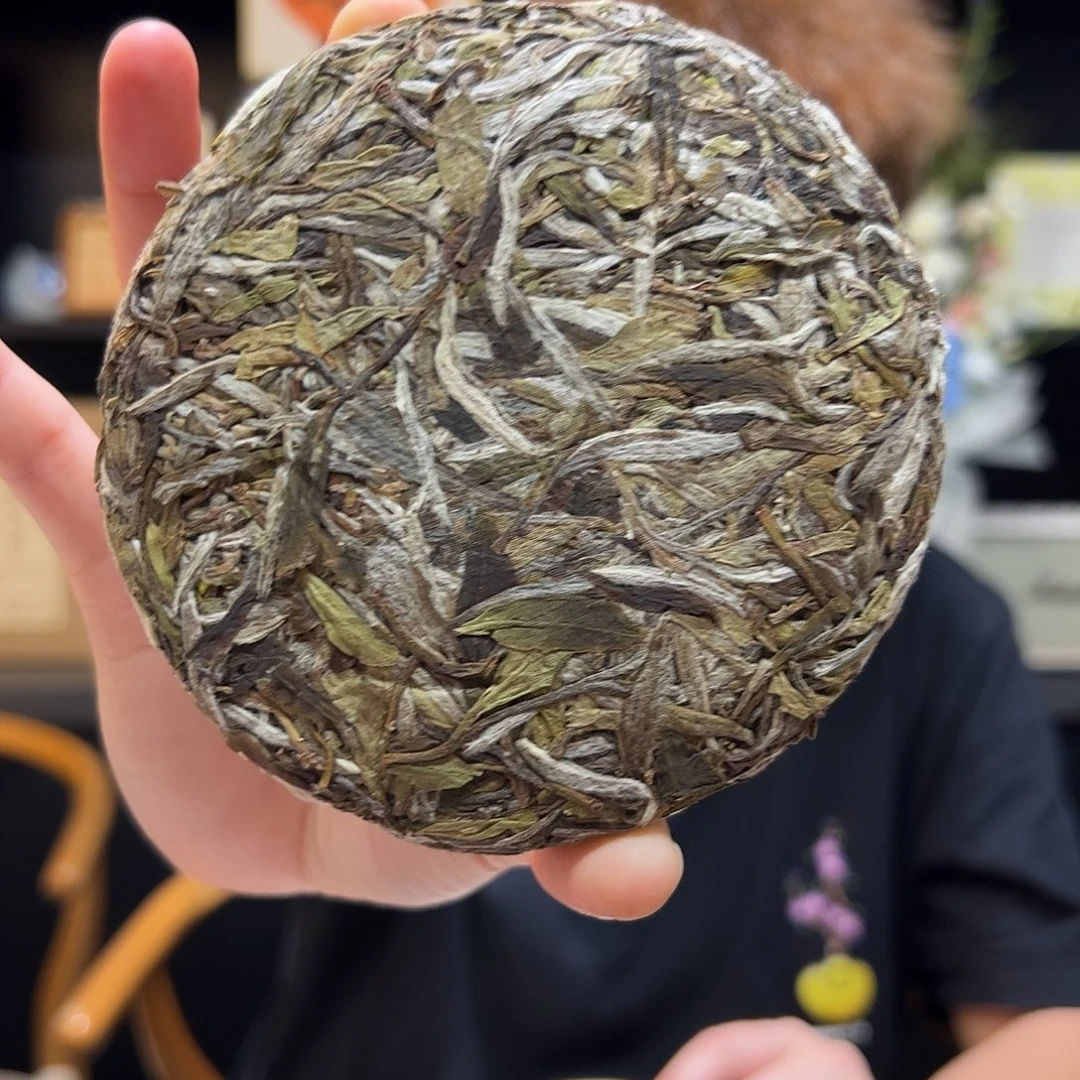 紫砂茶叶盒2019王中王牡丹饼100克
