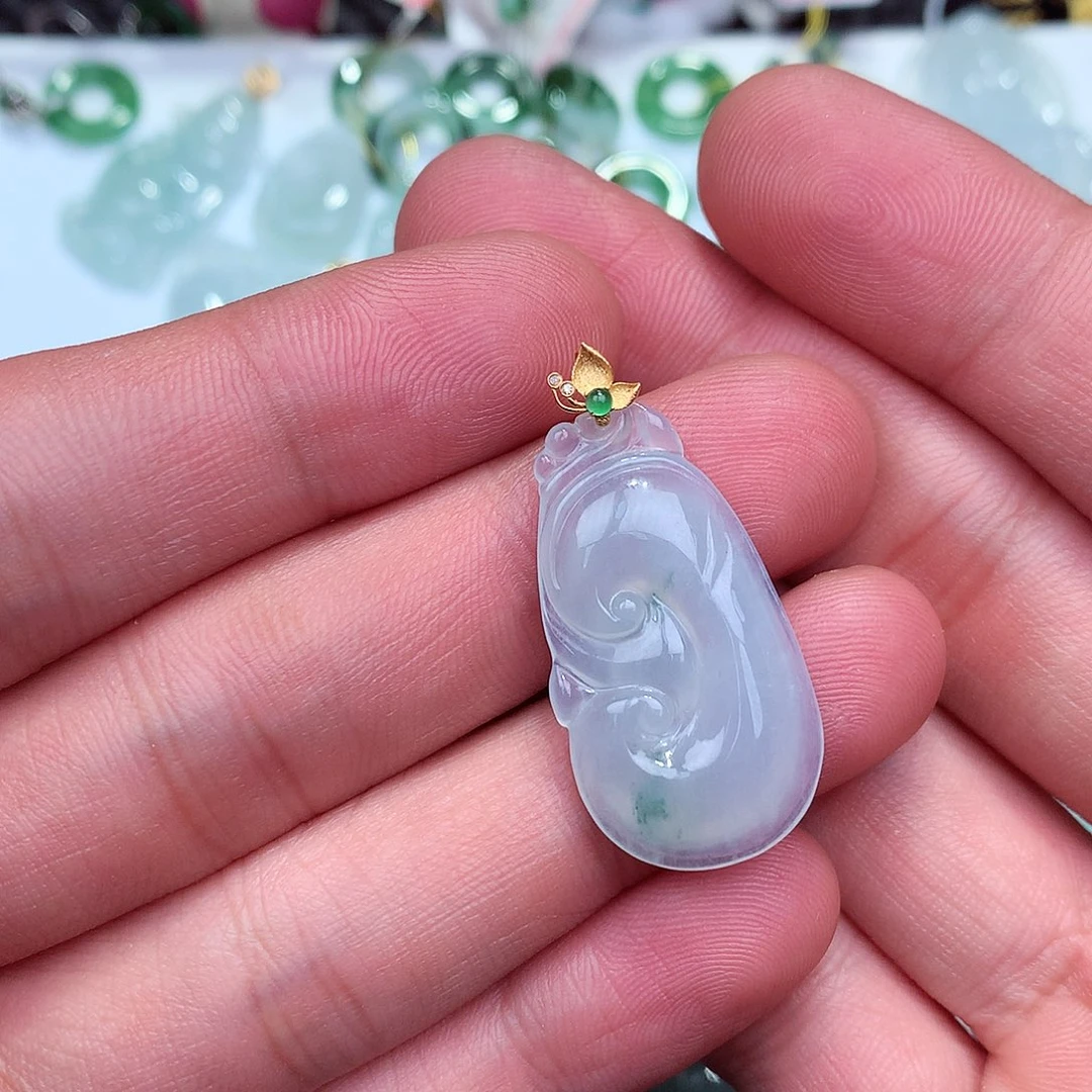 翡翠吊坠(不含链)18K金镶嵌