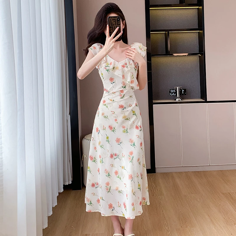 夏季高品质新款法式浪漫甜美荷叶边碎花长裙气质显瘦度假风连衣裙