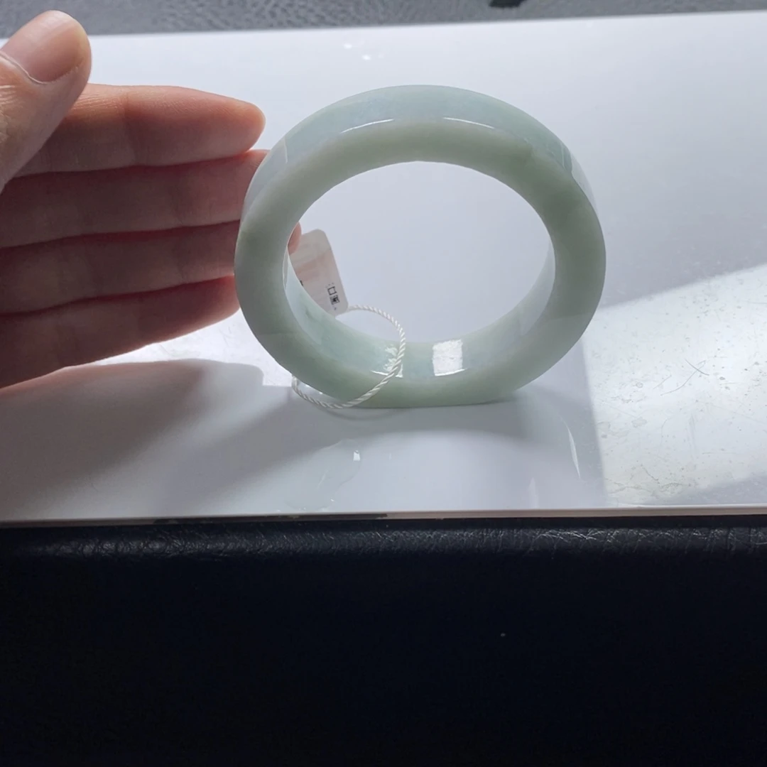 未镶嵌手镯定制翡翠