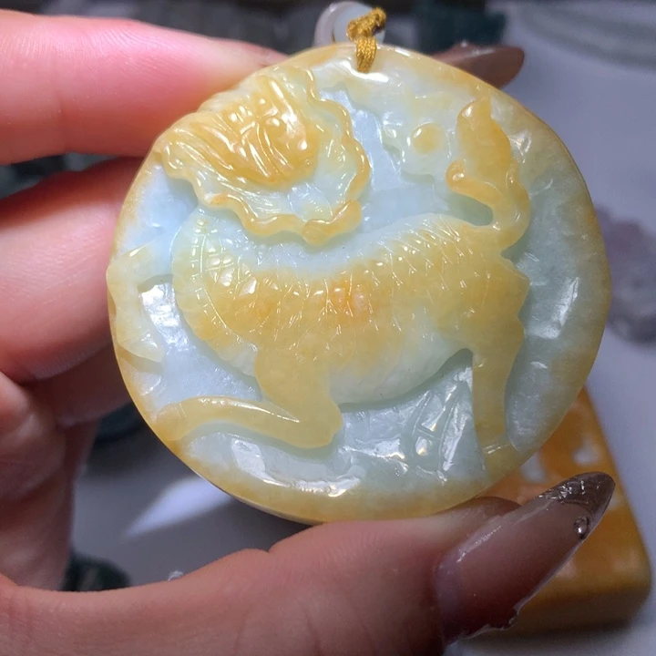 翡翠未镶嵌颈饰保真天然A货翡翠