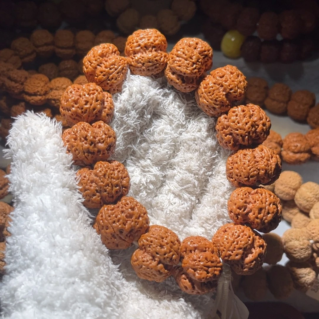 手串金刚菩提麒麟梅花28尺寸