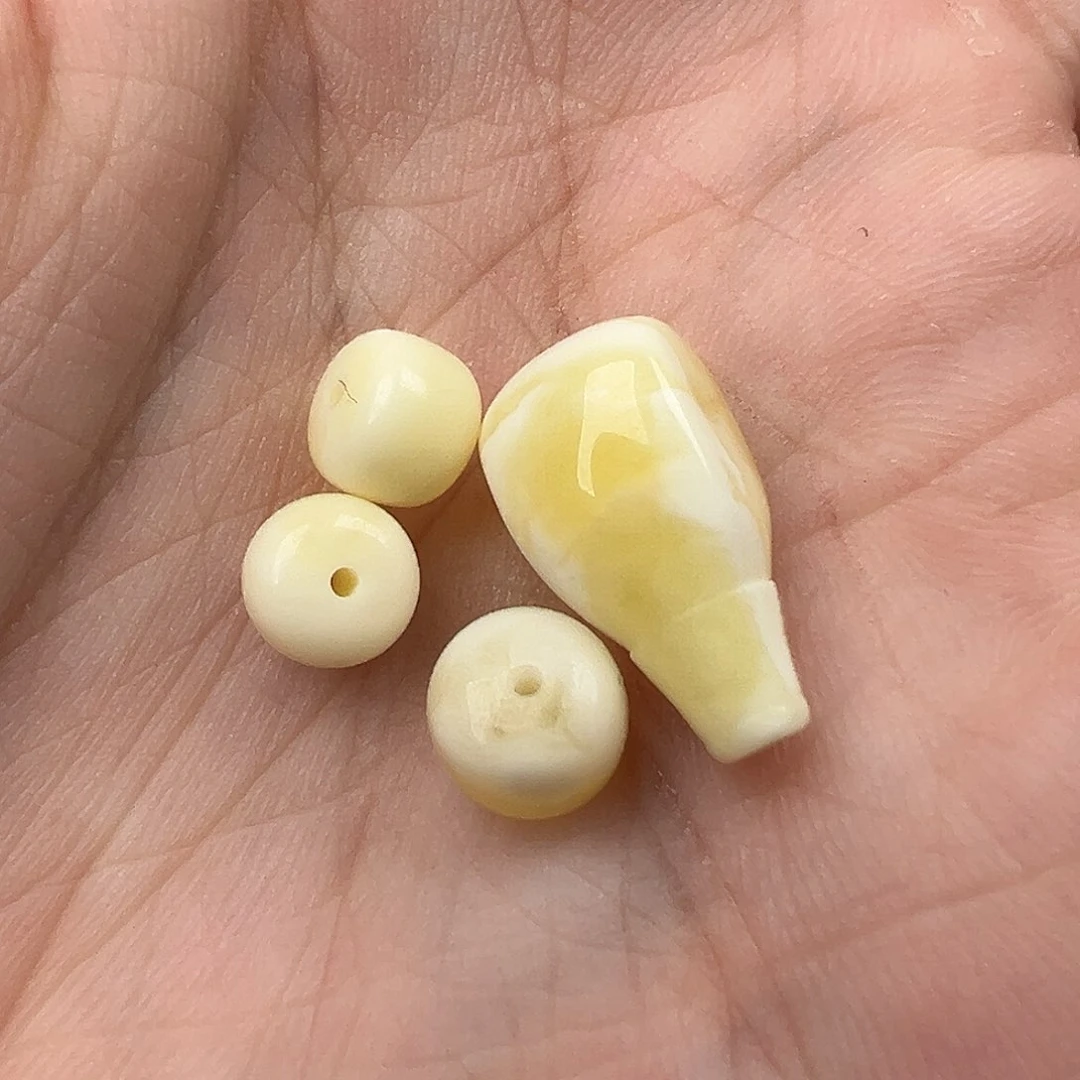 未镶嵌吊坠(不含链)琥珀