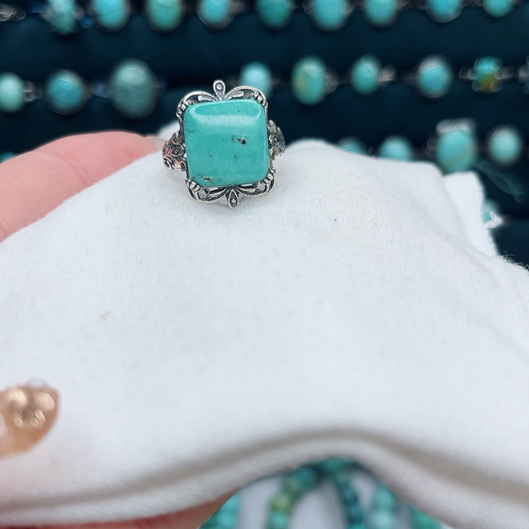 绿松石绿松石未镶嵌