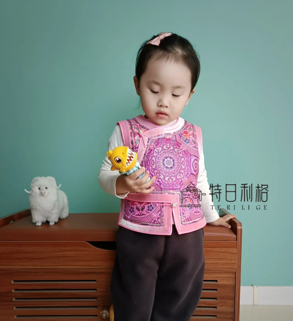 特日利格蒙古族儿童马甲婴儿民族风男童女宝宝时尚服装百搭多色