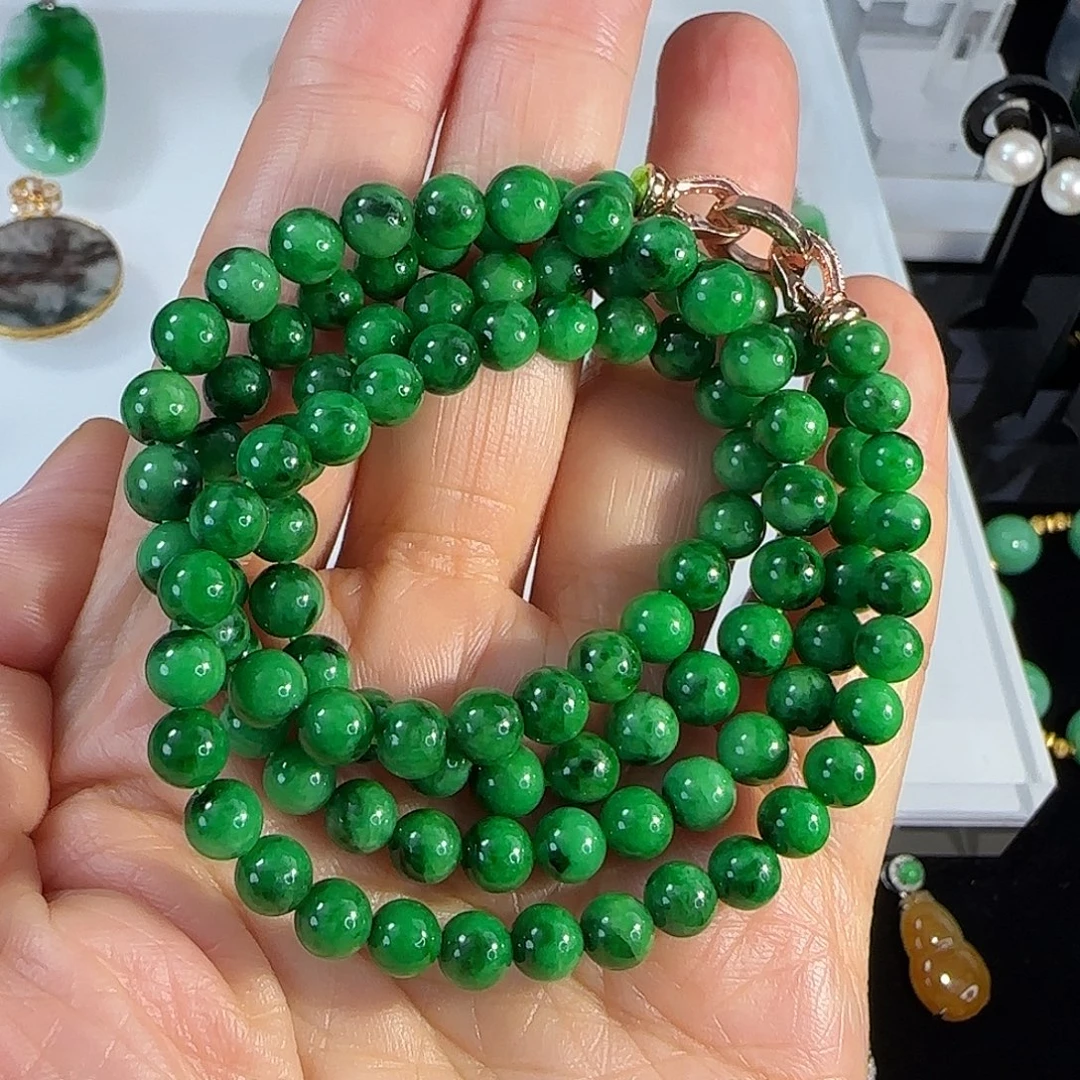 翡翠未镶嵌颈饰圆珠