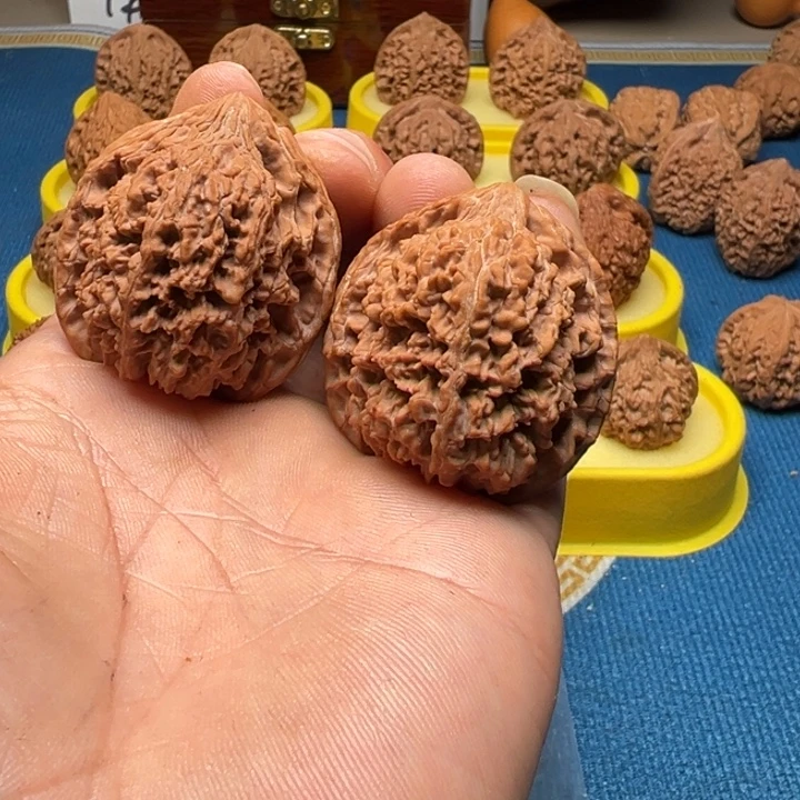 吊坠文玩核桃满天星全品无修40尺