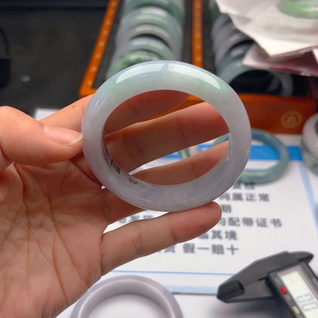 翡翠未镶嵌手镯5354x8. 35