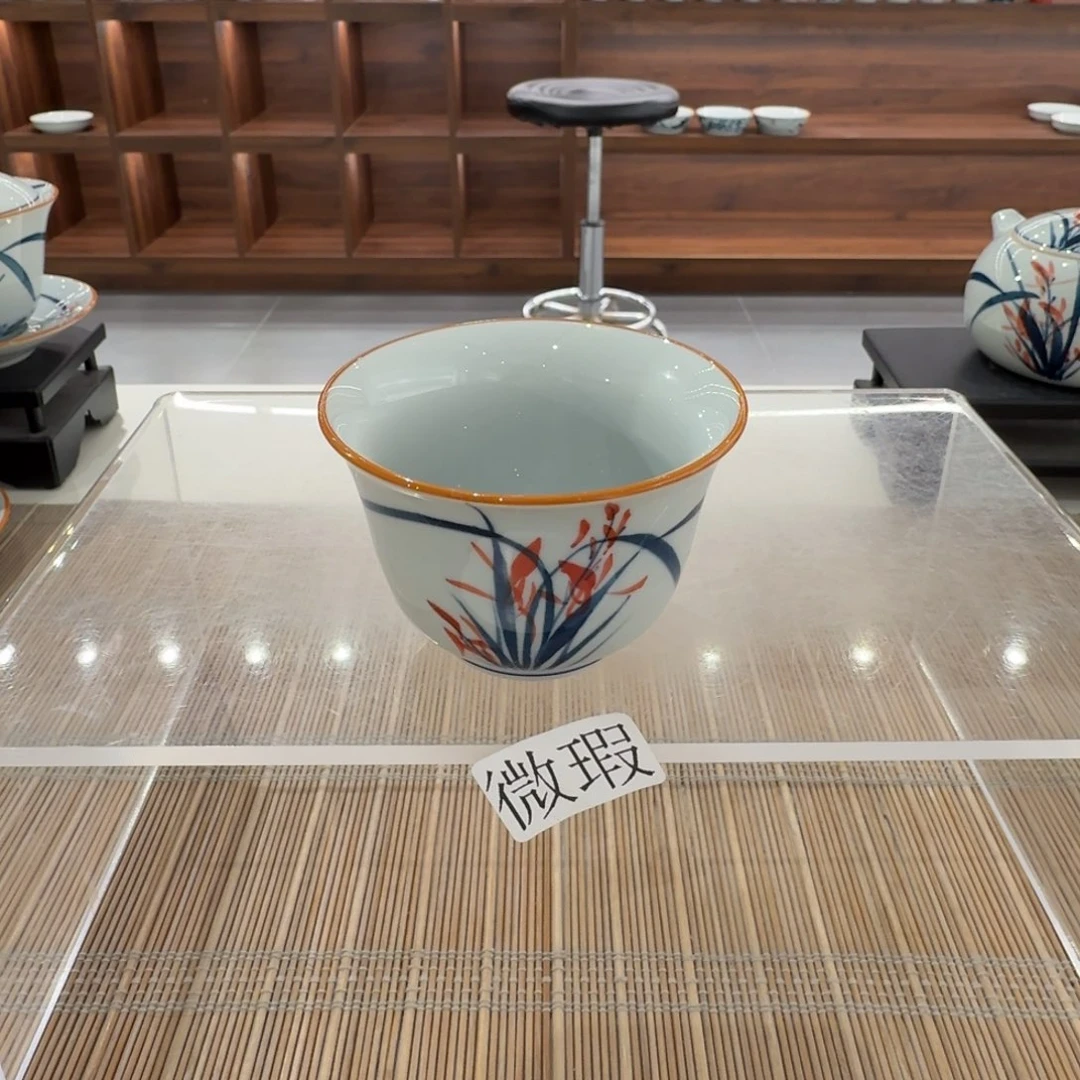 釉下手绘茶具微瑕