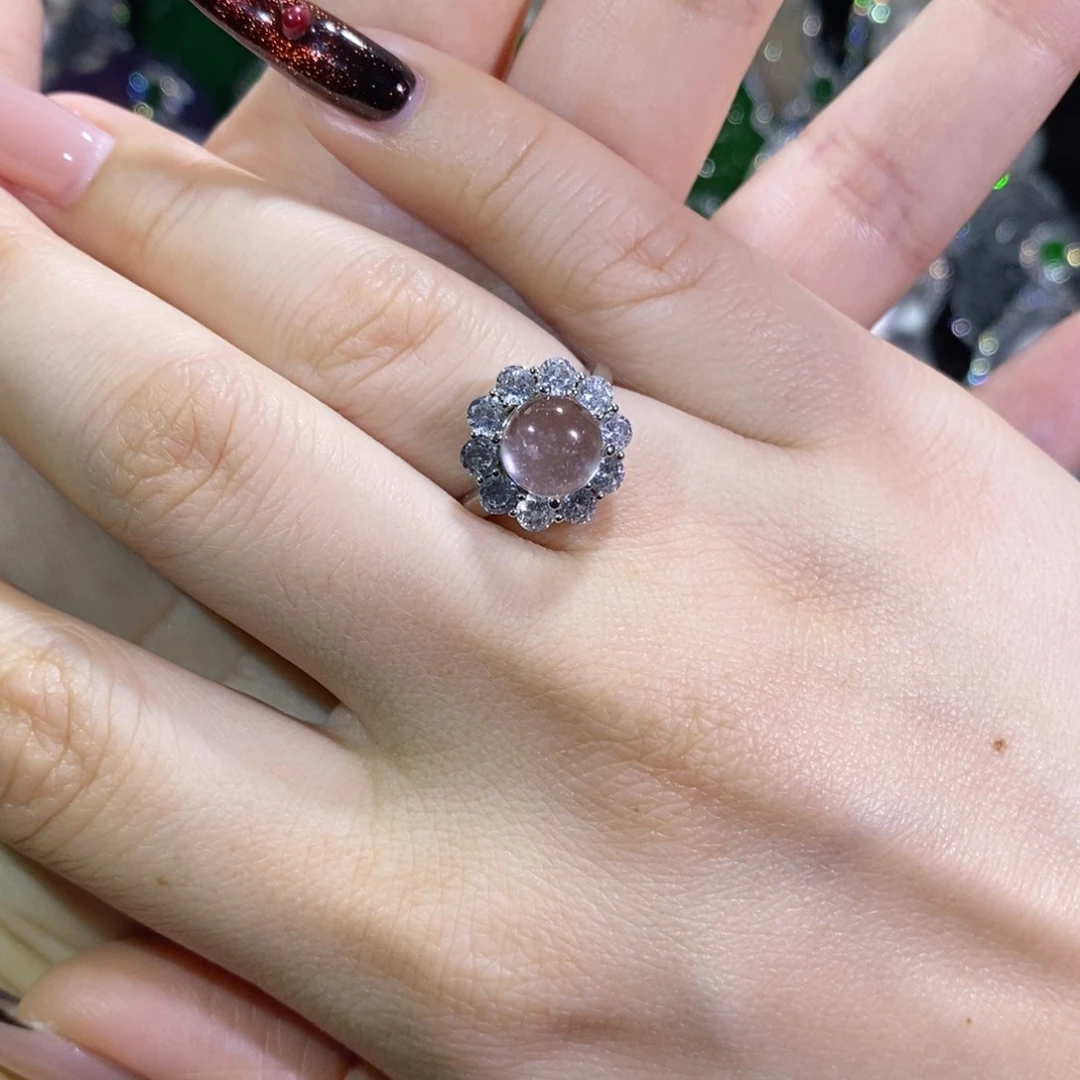 未镶嵌石英质玉戒指惟*