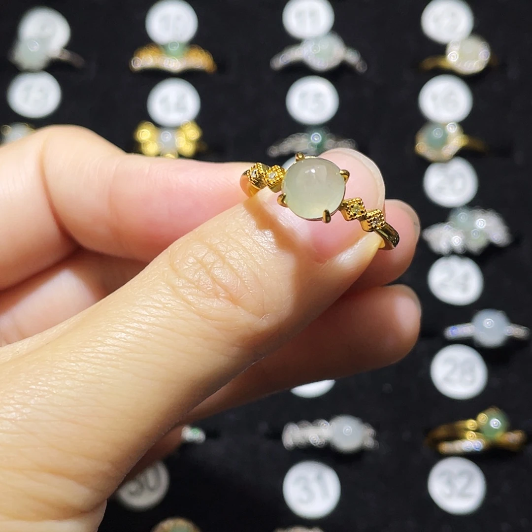 翡翠未镶嵌戒指戒指