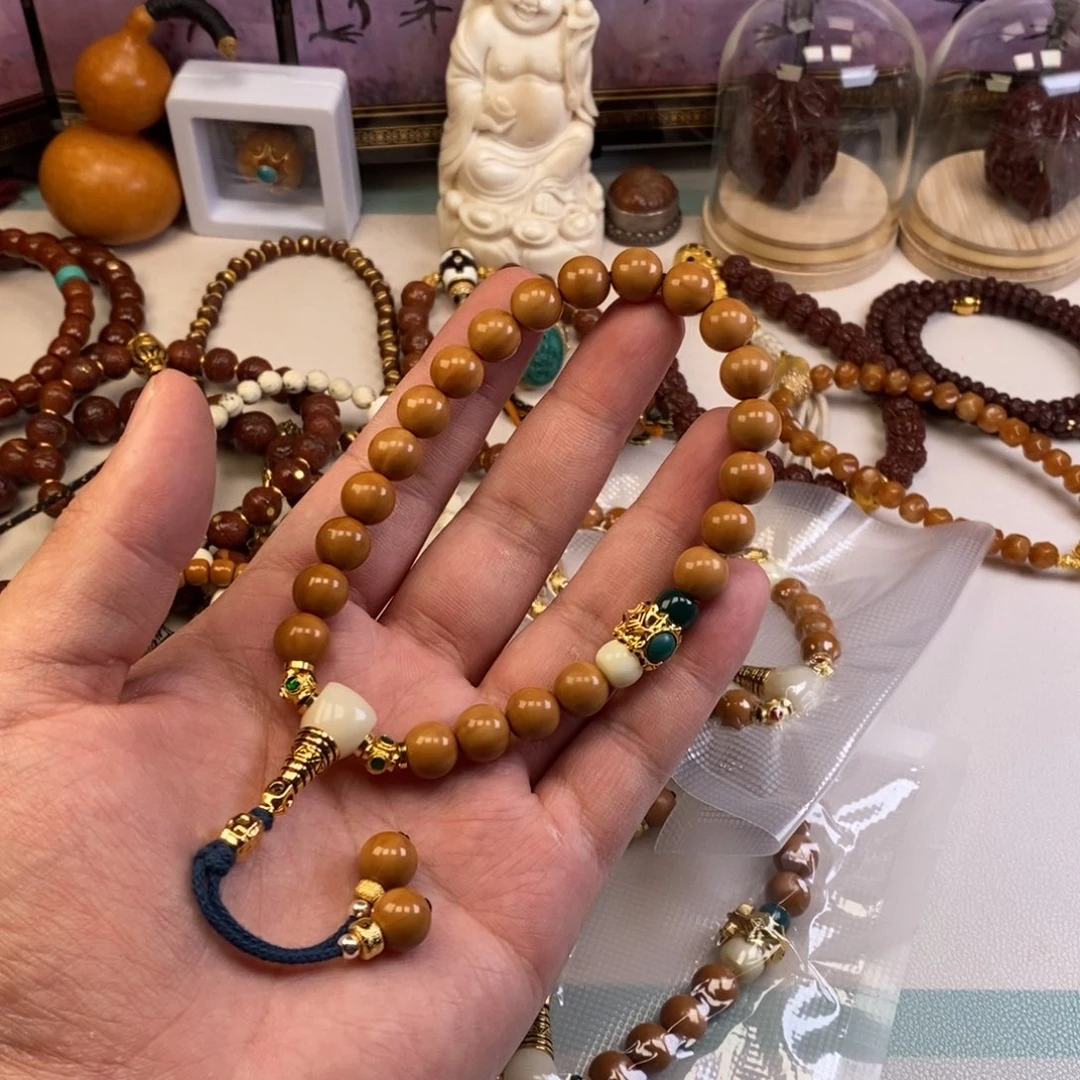 猴头核桃吊坠。。。。。。。。。。