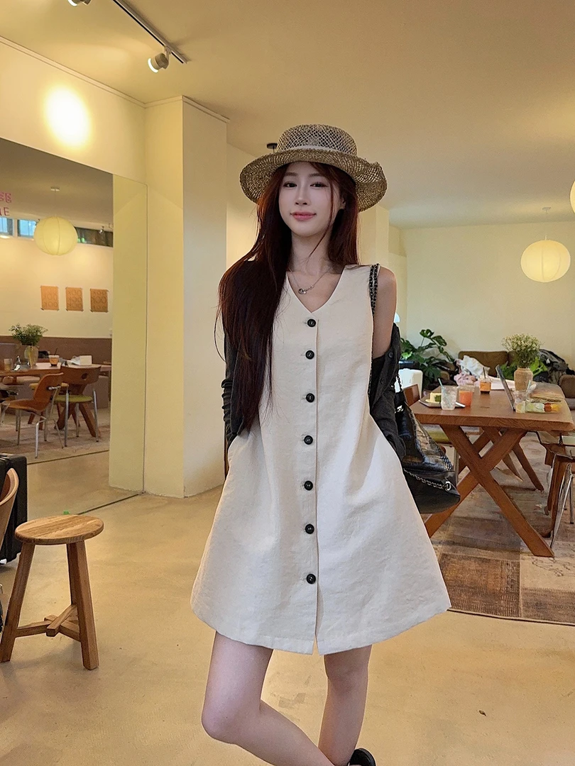 今年流行老钱风系带收腰显瘦背心裙女夏季新款小个子无袖连衣裙子