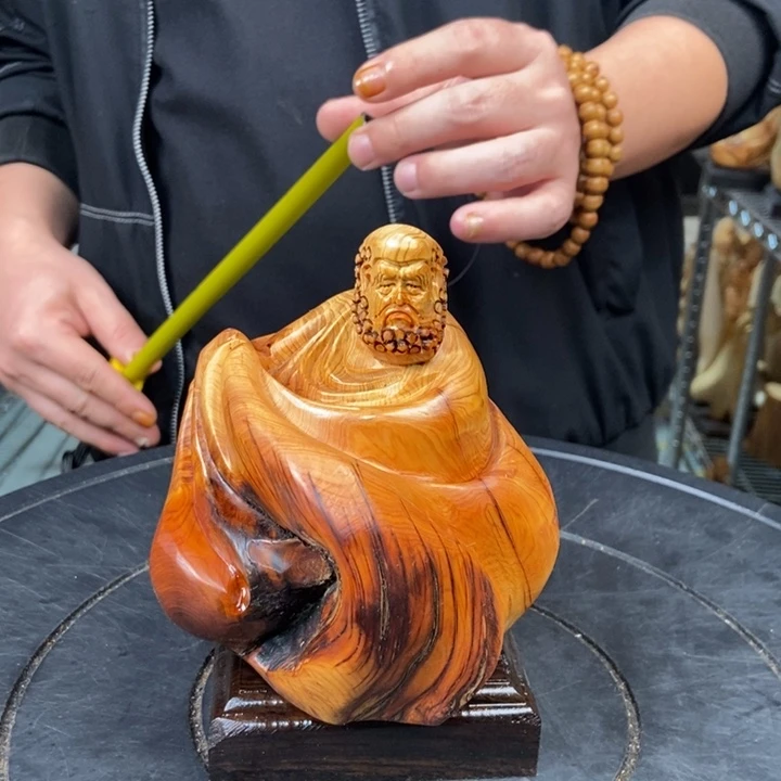 柏木（崖柏）随型摆件