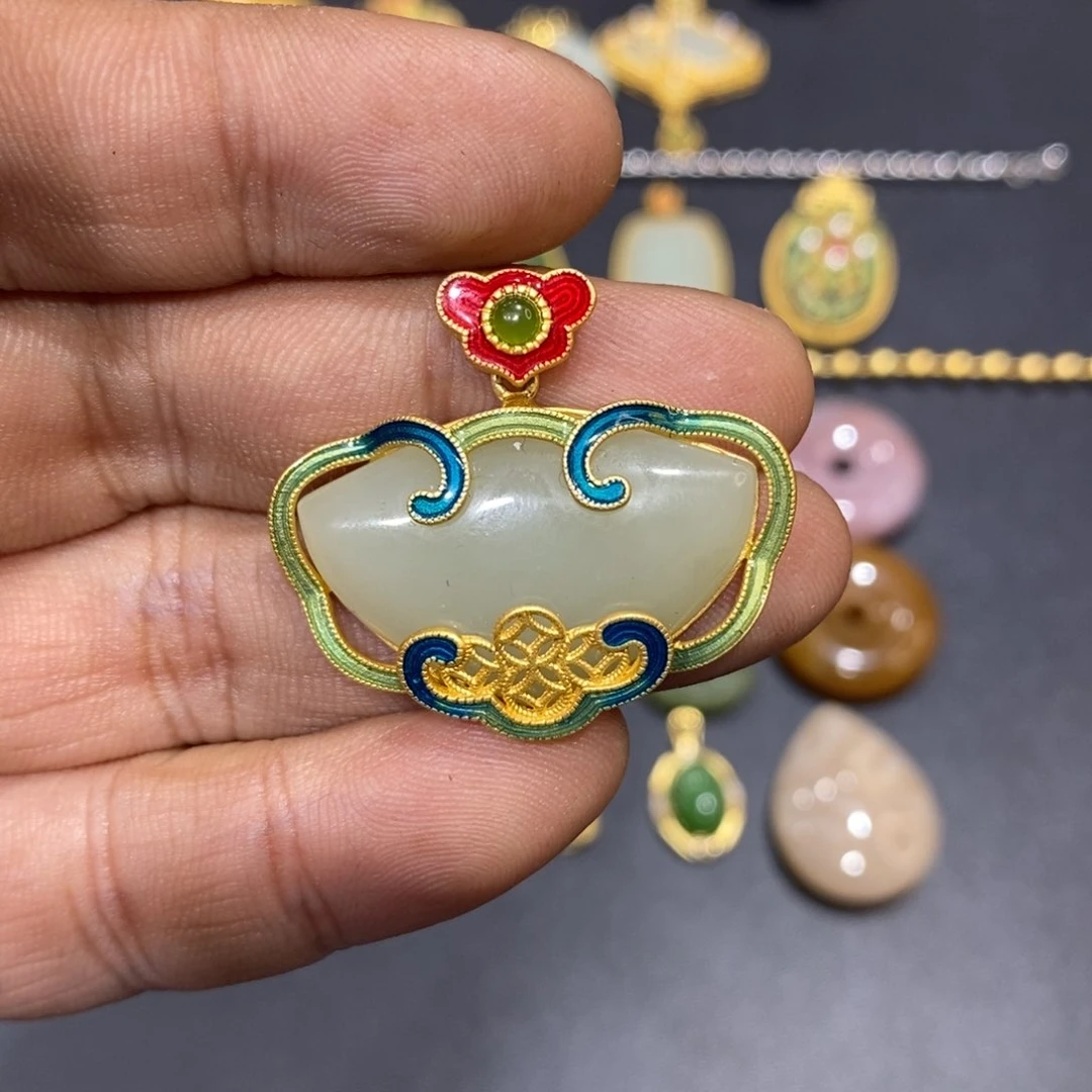 和田玉颈饰银S925镀金镶嵌