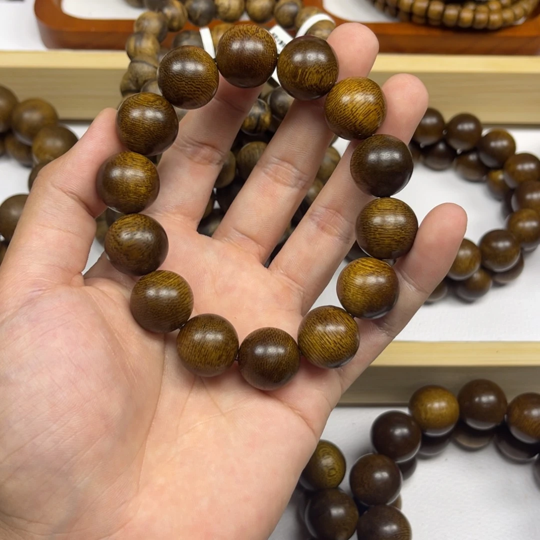 用***6沉香手串越南芽庄黄棋楠1.6