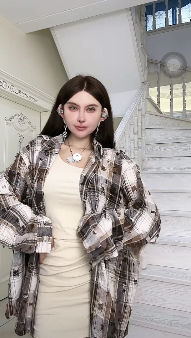 【歪宝同款】破洞格子衬衫