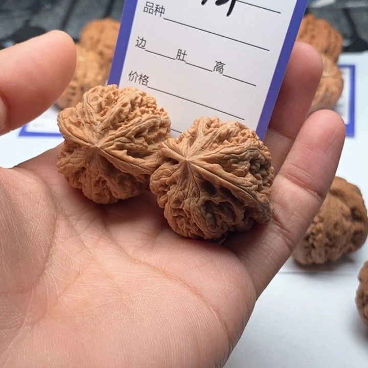 文玩核桃吊坠3921