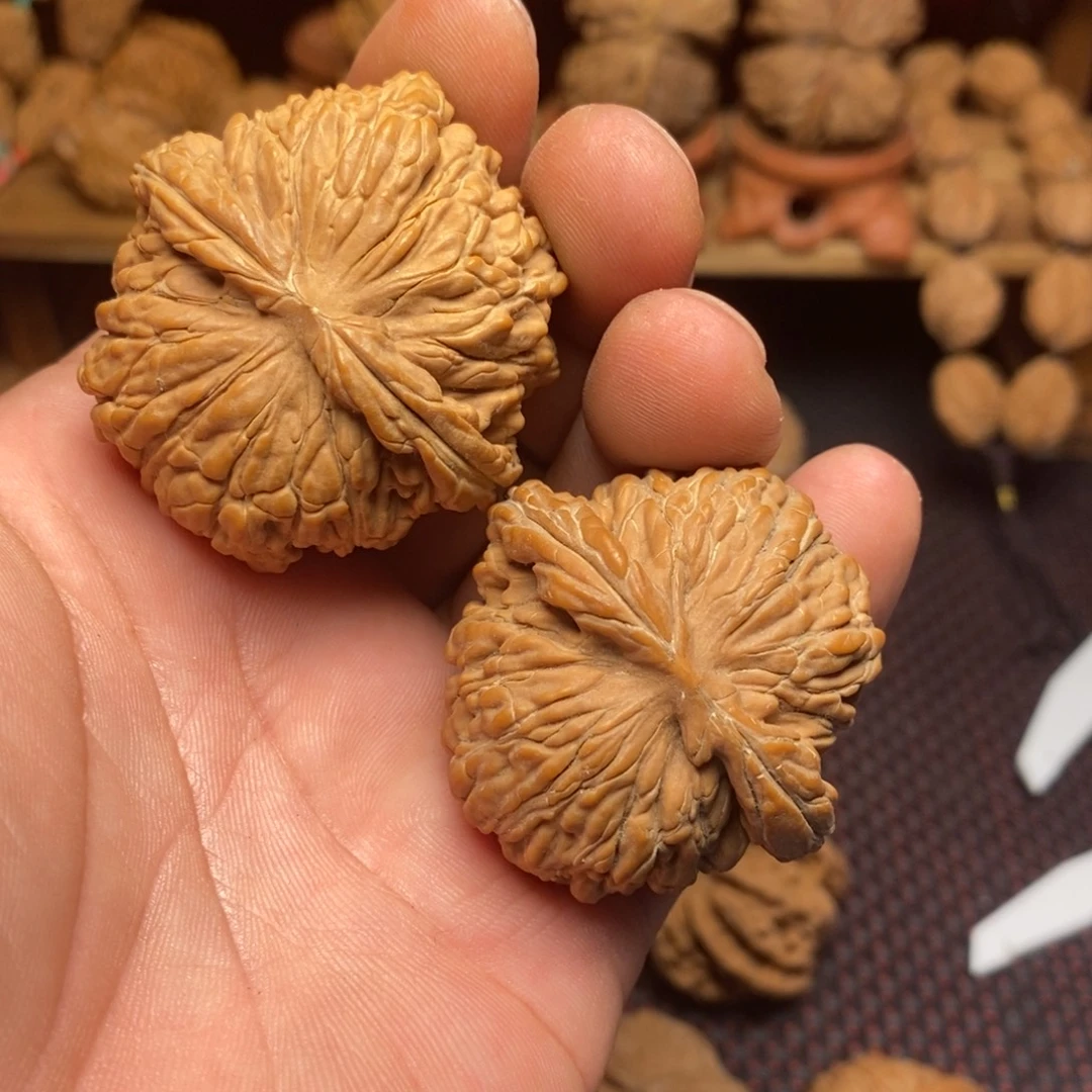 刚***好文玩核桃把件文玩