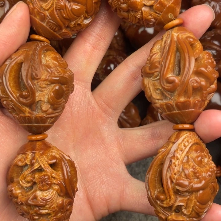 张***在吊坠橄榄核橄榄核