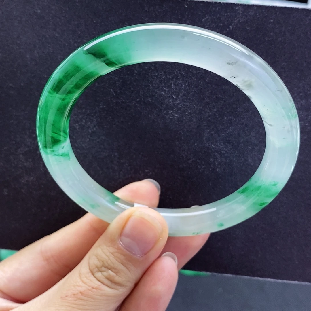 石英质玉未镶嵌手镯