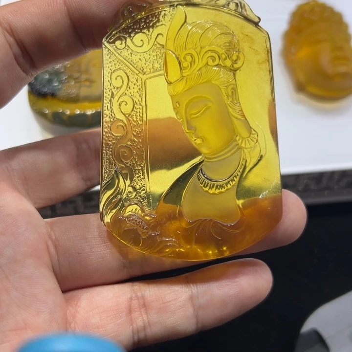 非****琥珀未镶嵌颈饰琥珀吊坠