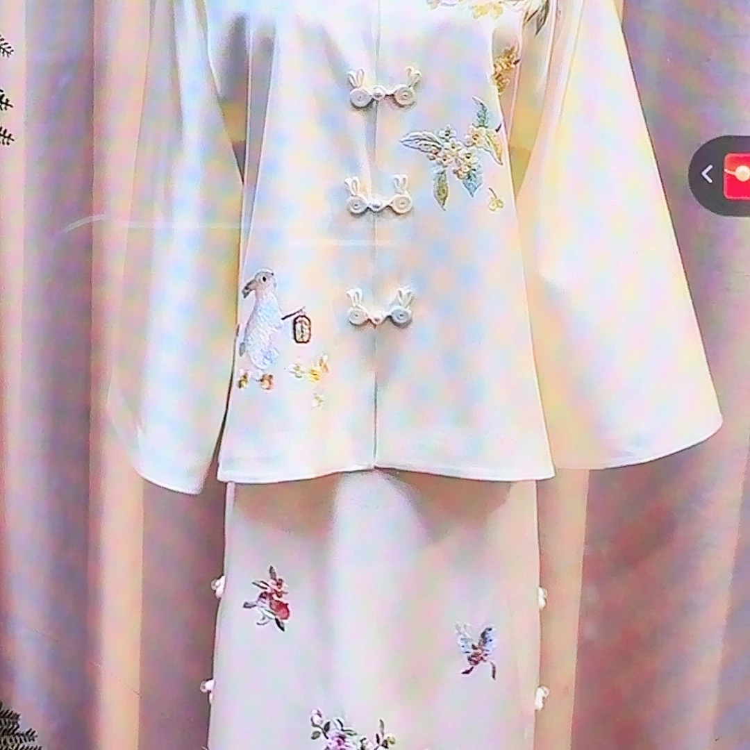 织绣真丝定制冬款桂花兔棉服 不退不换