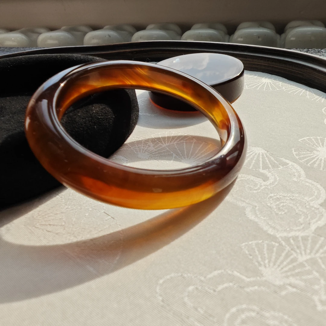 天然缅甸琥珀手镯55.4*11.6圈口女士