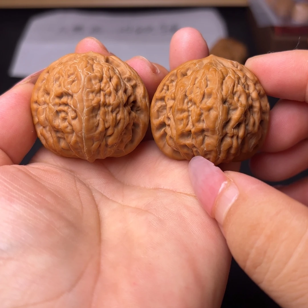 冯***仔把件文玩核桃铁锤 40