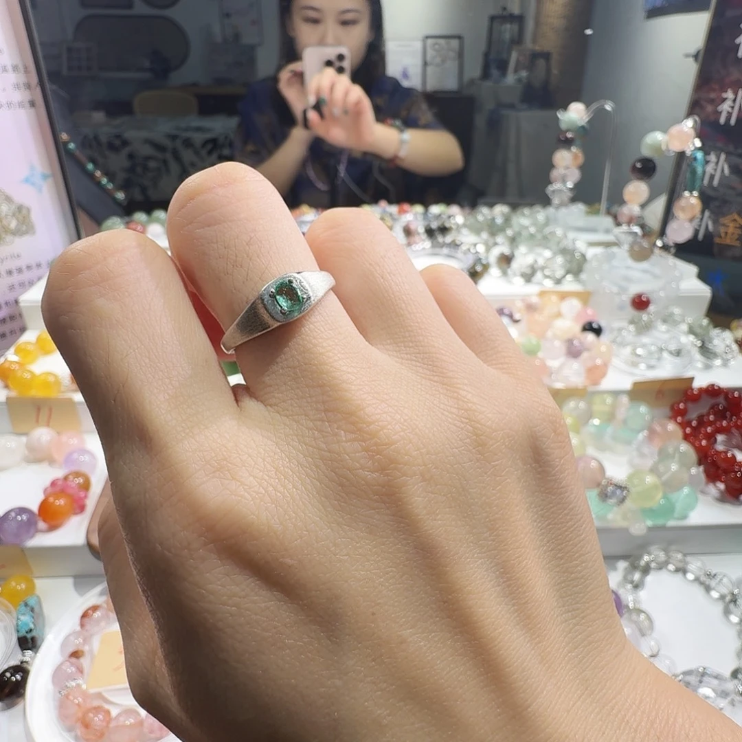 水晶银S925镶嵌手串祖母绿开口925银戒指