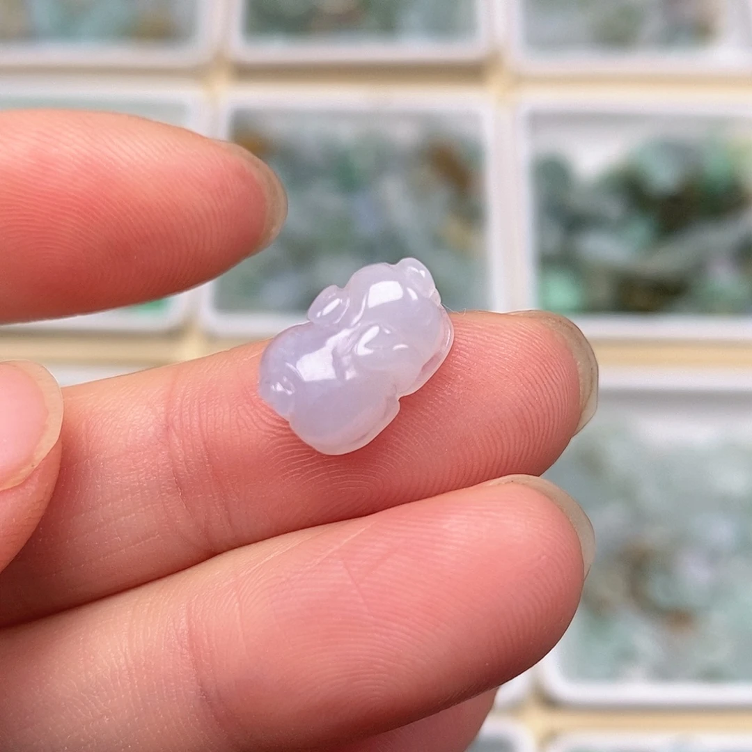 翡翠未镶嵌挂件随机