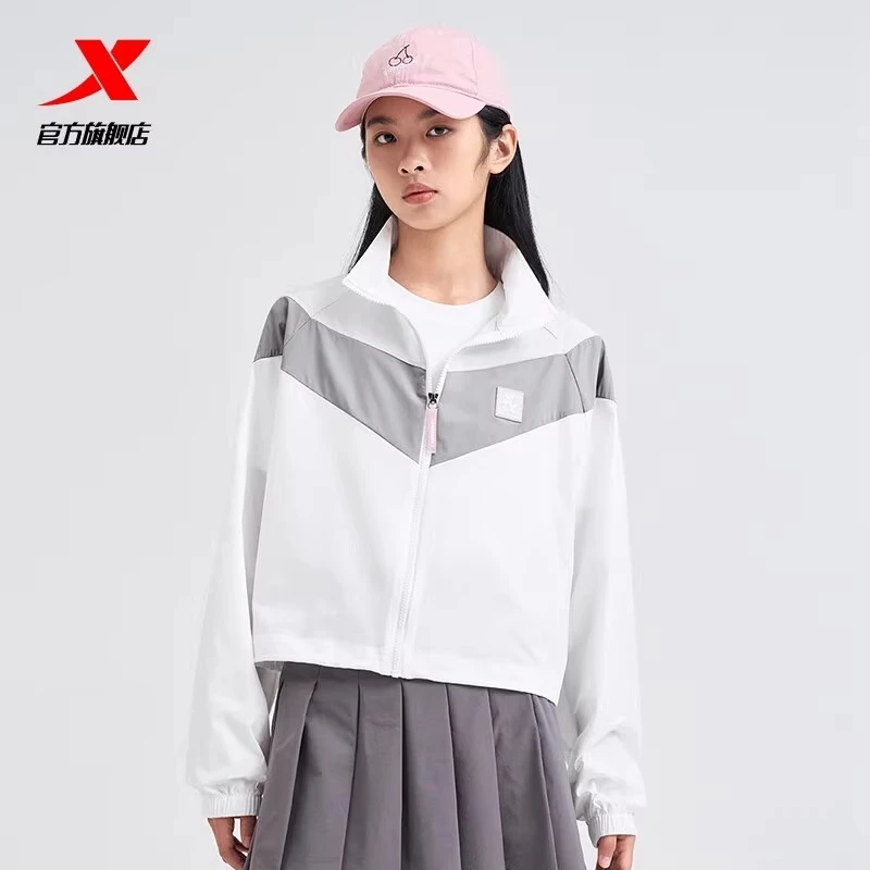 特步风衣女装休闲透气百搭运动外套春夏新款女子梭织薄外套