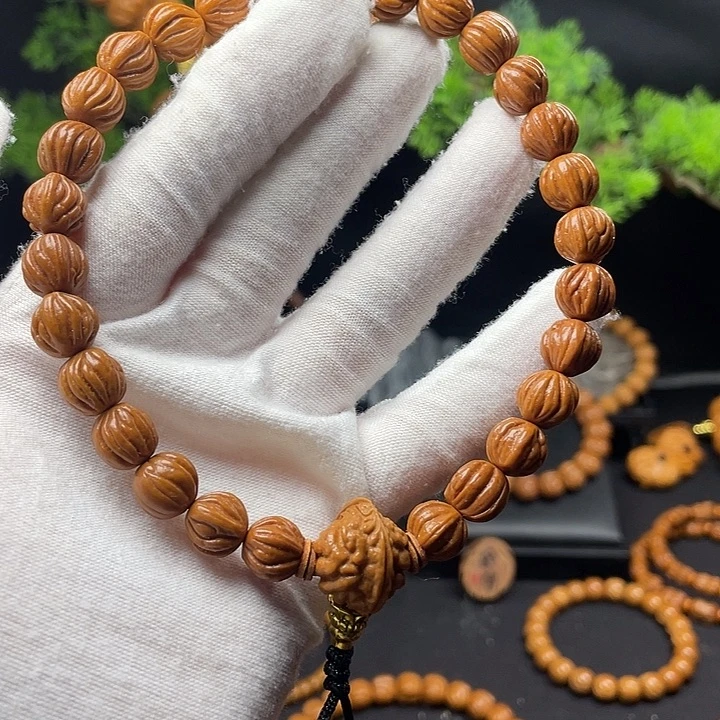 桃核吊坠秦岭龙纹桃核