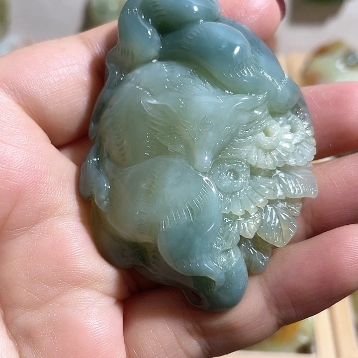 岫玉吊坠(赠链)未镶嵌?*