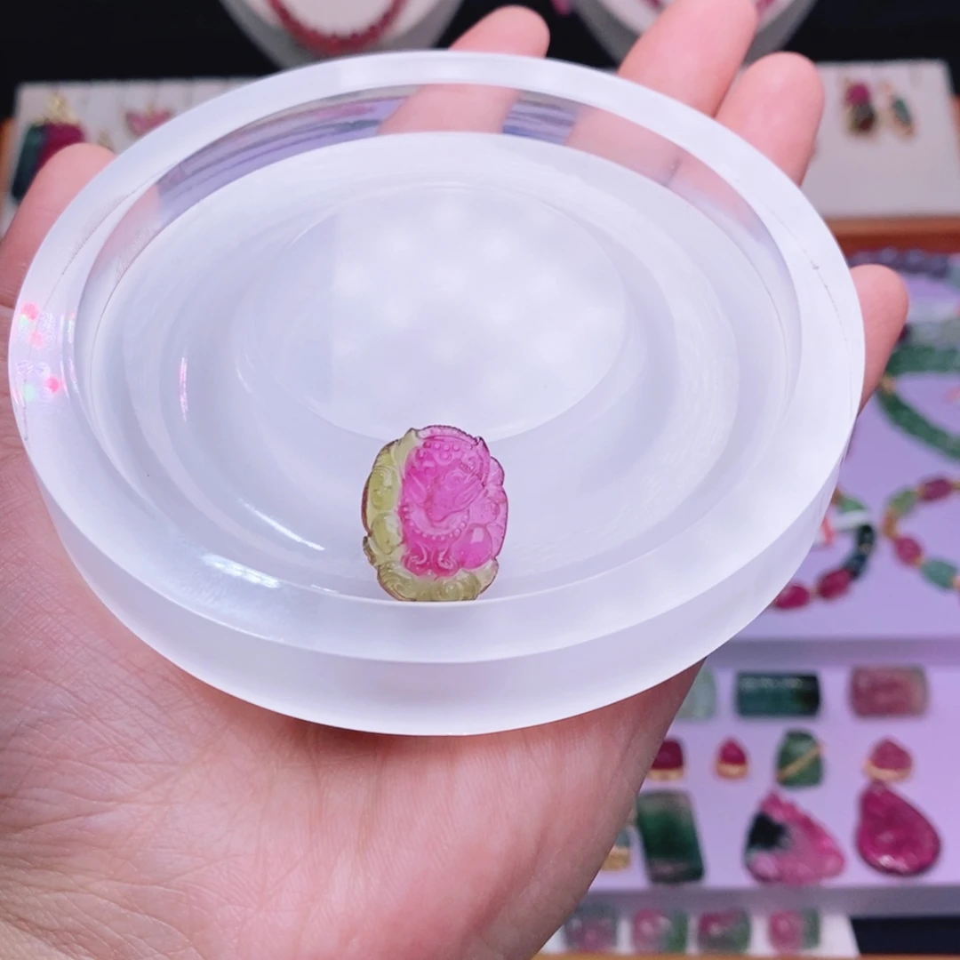 碧玺西瓜九尾狐吊坠m未镶嵌