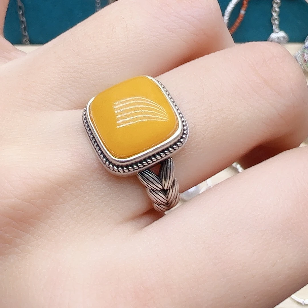 蜜蜡戒指银S925镶嵌天然蜜蜡