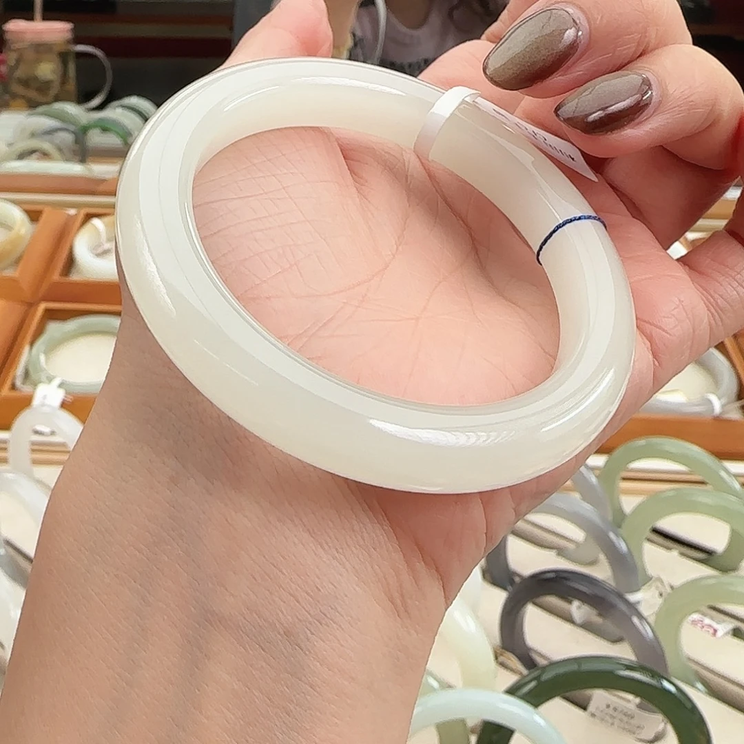 和田玉未镶嵌手镯高冰荔枝白 正圈58 全品毕业款