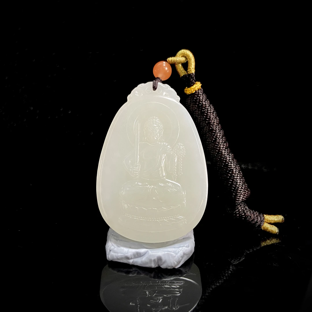 GY0024和田玉不动明王吊坠