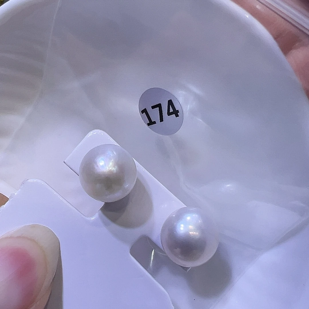 淡水珍珠银S925镶嵌耳饰