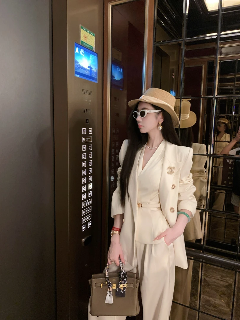 【雅乔定制】女绅主义 双排扣白色西服外套女宽松西装DYYK-25062511