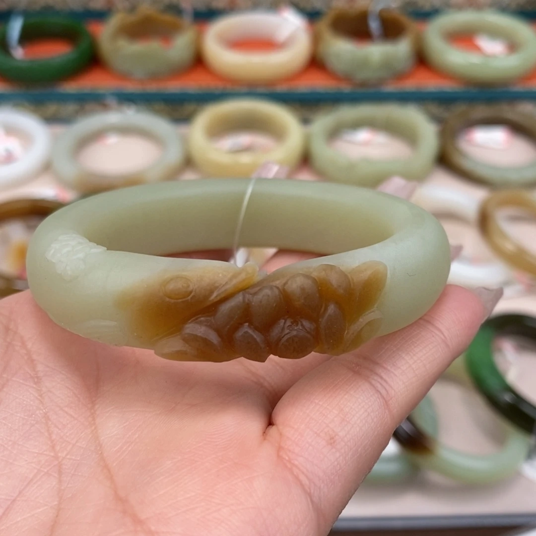 和田玉未镶嵌手镯55.定制