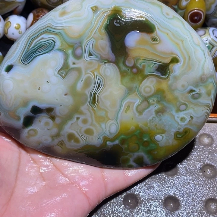 未镶嵌玛瑙/玉髓珠宝半成品70