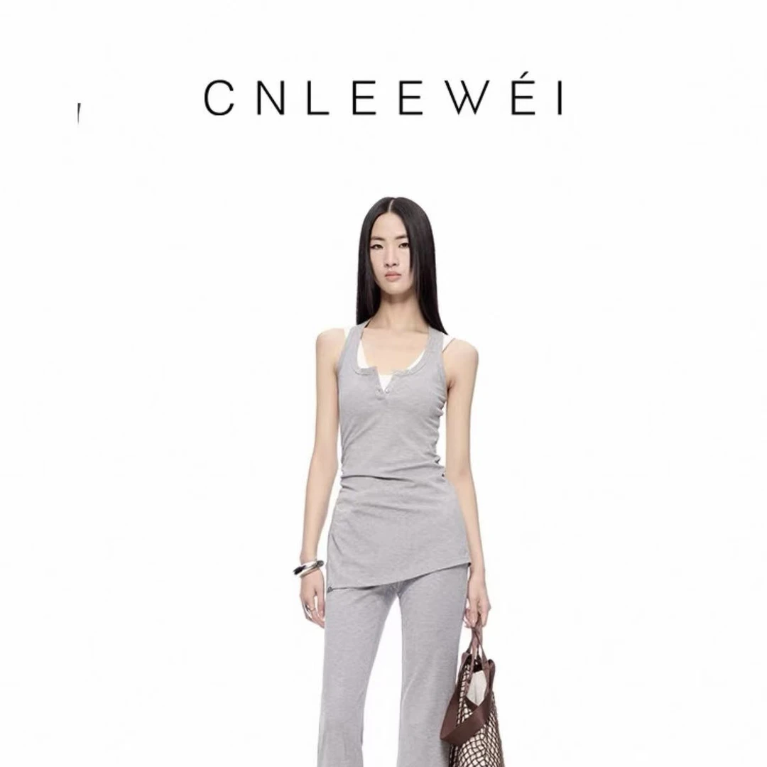 CNLEEWEI 2025年夏季新款修身侧开叉针织背心